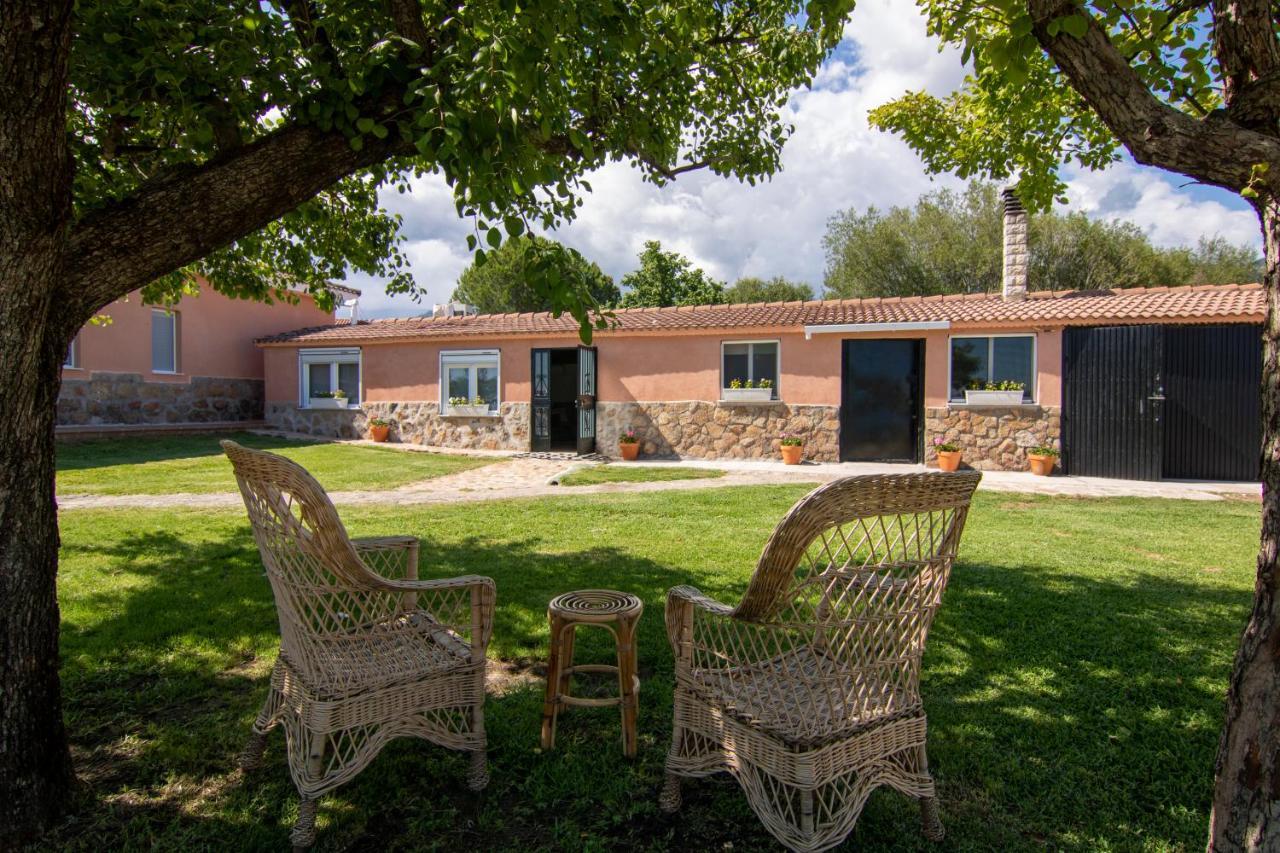 La Lagunilla Golf Villa Candeleda Ngoại thất bức ảnh